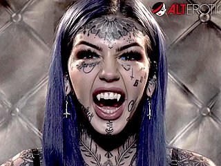 HO HUNTERS - Tattooed ghost Amber Luke wants to intrigue b passion