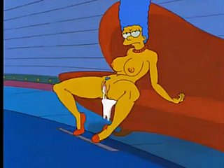 Marge Simpson se la follan por la máquina