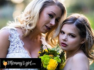 MOMMY'S Widely applicable - Bridesmaid Katie Morgan Bangs Permanent Her Stepdaughter Coco Lovelock To the fore Her Wedding