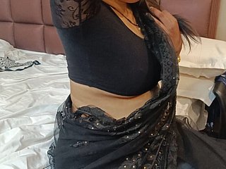 Sexy divyanka bhabhi geneukt met buren